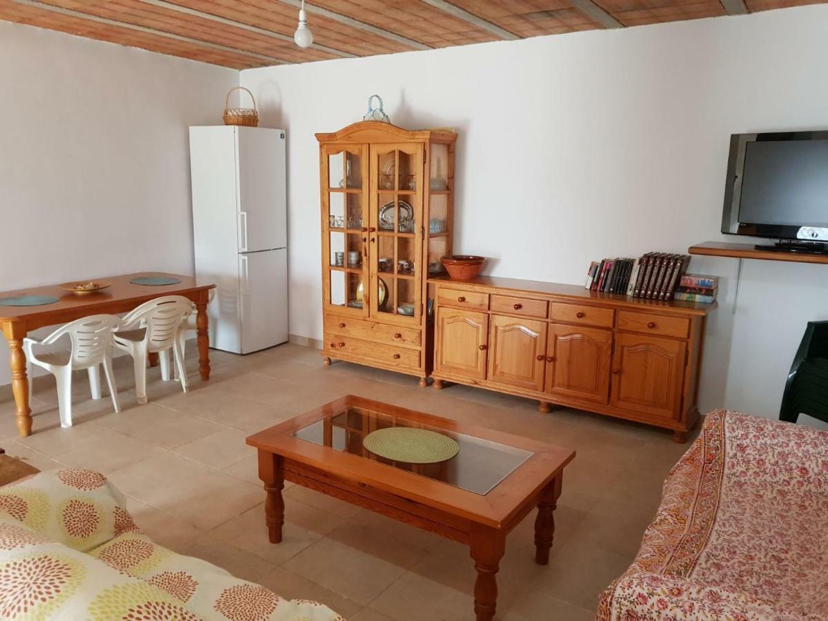 Villa Cortijo De La Cruz à Iznájar Extérieur photo